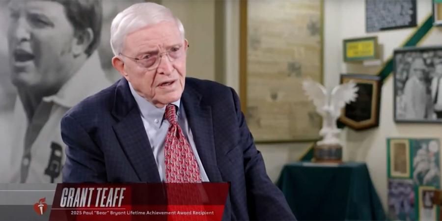 Grant Teaff speaking